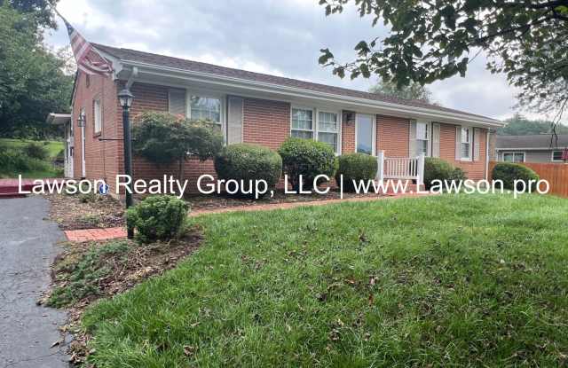 Nice, Three Bedroom Brick Ranch in City of Salem photos photos