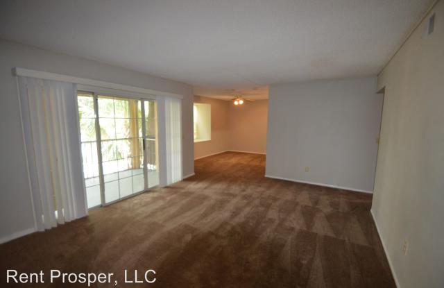 3981 Versailles Dr #F Gallery 2
