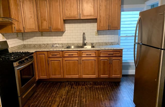 193 Massachusetts ave - unit 4 (Rear house ) - 193 Massachusetts Avenue, Buffalo, NY 14213
