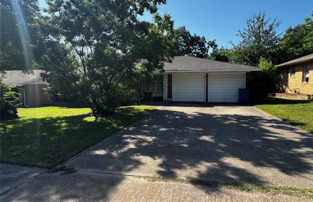 2928 College Circle photos photos