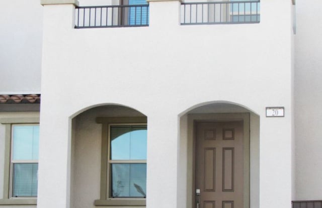 20 Lomita Heights - 20 Lomita Heights Dr, Las Vegas, NV 89138