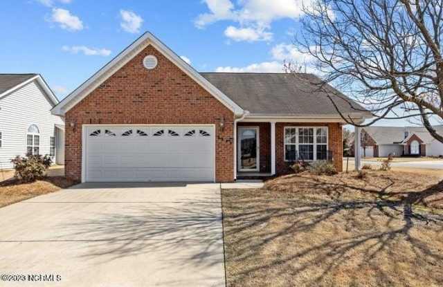 3349 Stone Bend Drive - 3349 Stone Bend Drive, Greenville, NC 28590