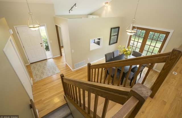 7921 Island Road Gallery 3