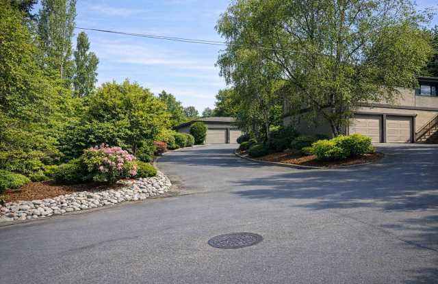 Charming 2-Bedroom Ranch-Style Apartment – Vancouver, WA - Free 1st Months Rent w/ 12 Mth Lease - 1623 Ash Street, Vancouver, WA 98661