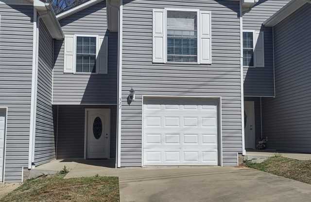 2 Bedroom ~ 1.5 Bath ~ Benton, KY ~ 2 Story Townhome photos photos