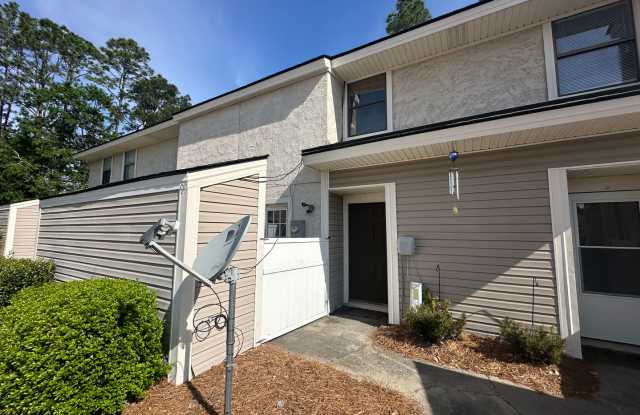 Condo for Rent - 727 South Main Street Extension, Hinesville, GA 31313