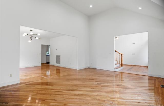 10 Osborne Lane Gallery 4