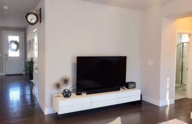7401 NE 202nd Pl Gallery 4