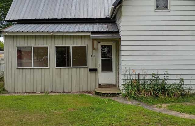 23 Roxbury Road Gallery 1