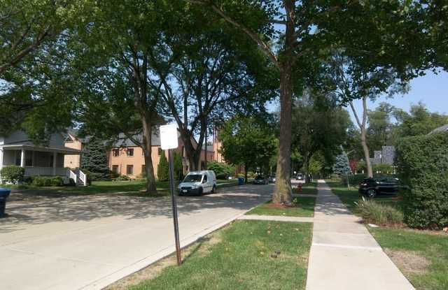 4381 Woodland Avenue Gallery 2
