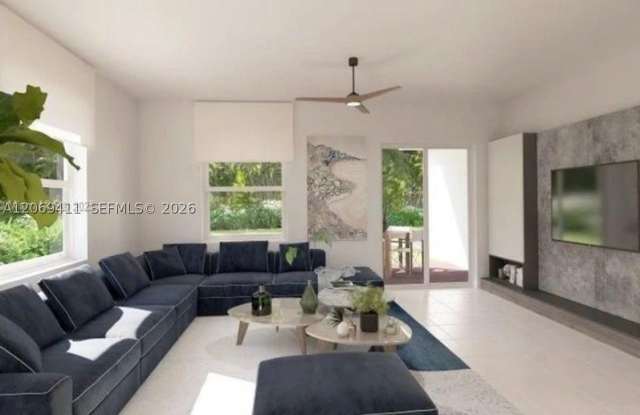 13248 SW 188th Ter Gallery 3