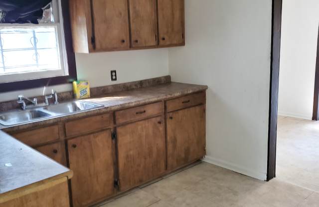 4021 Theo St photos photos