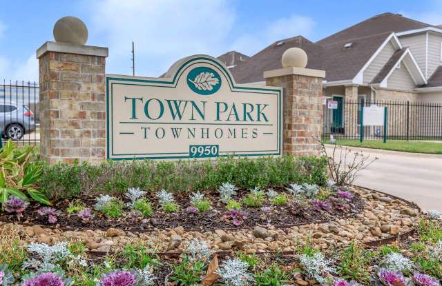 Town Park Townhomes photos photos