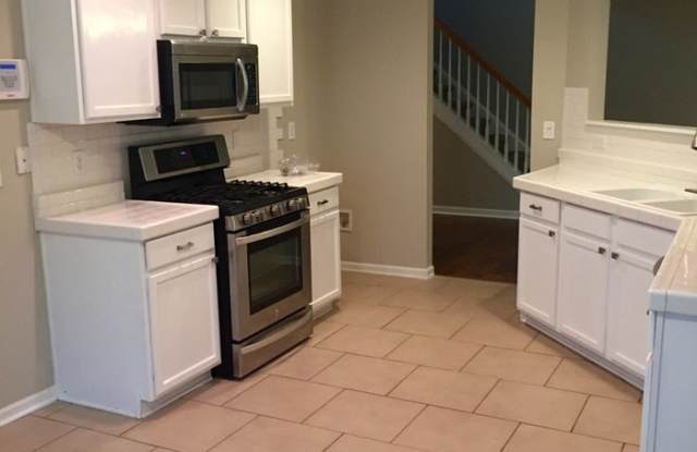 258 Weatherstone Drive Gallery 3