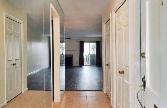 4847 SANGAMORE Road Gallery 4