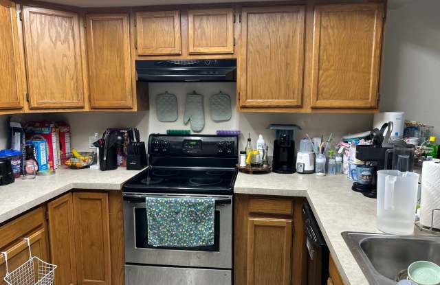 Century 21 Gold Rush - 3 bed, 2 bath (Fairbanks) photos photos