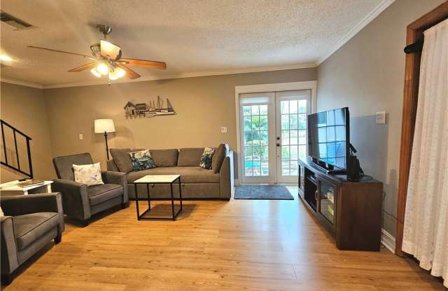 3300 New S Province Boulevard unit: 2 photos photos