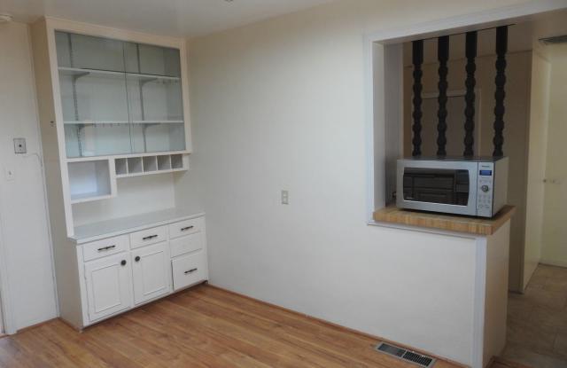 1842 Florida St NE Gallery 4