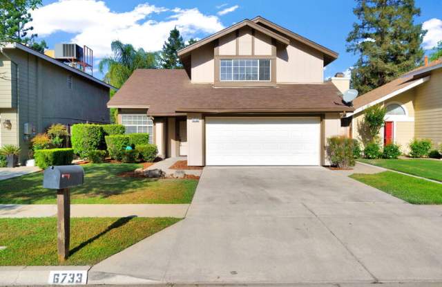 6733 N Warren photos photos