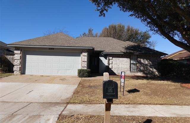 6400 Brookcrest Drive Gallery 2