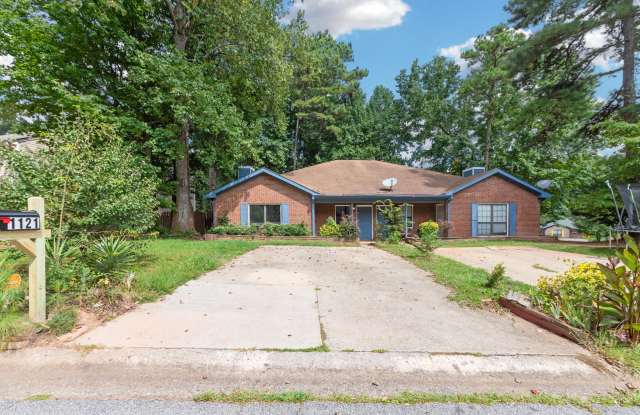 Brookstone Road - 1121 photos photos