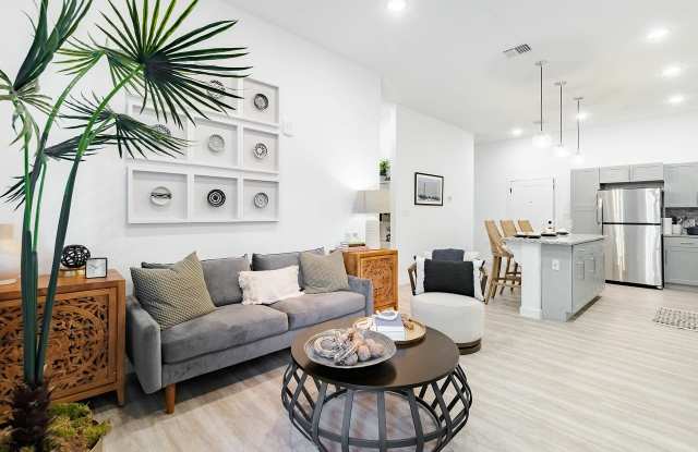 Parasol Melbourne - 55+ Active Adult Apartment Homes Gallery 2