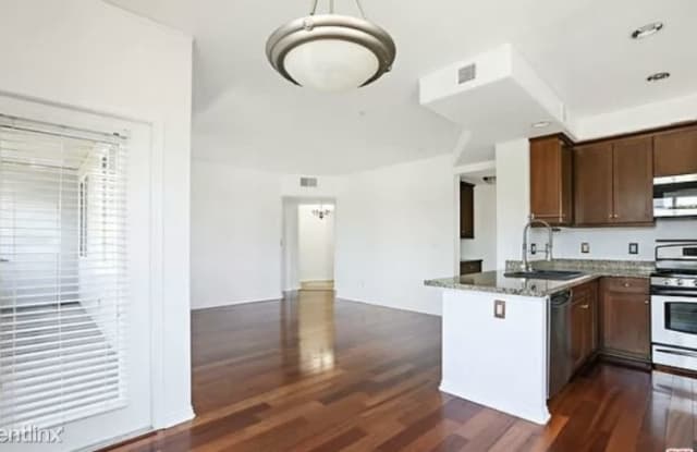 Puerta del Sol - 360 W Avenue 26, Los Angeles, CA 90031