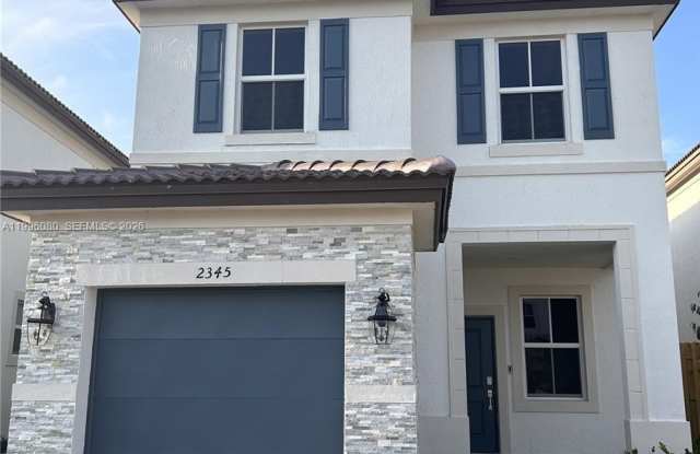 2345 NW 131st Cir photos photos