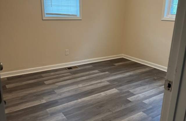 210 Pine Park Drive Apt B Gallery 4