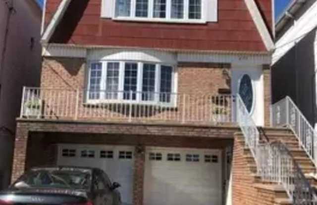 279 AVENUE E photos photos