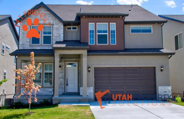 1353 West Quailhill Road photos photos