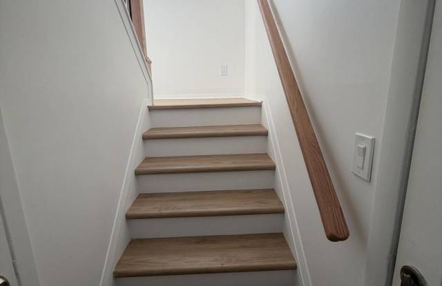 827 Hylan Boulevard Gallery 3