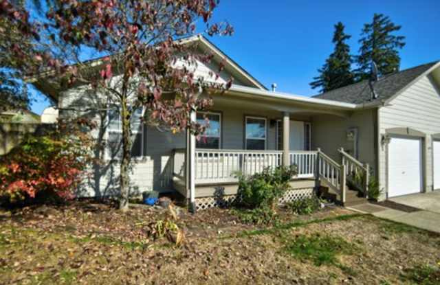 Spacious 3-Bedroom Home in Desirable Tumwater Hill Gallery 1