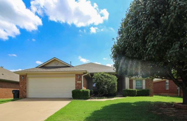 Beautiful Home in Edmond Community photos photos