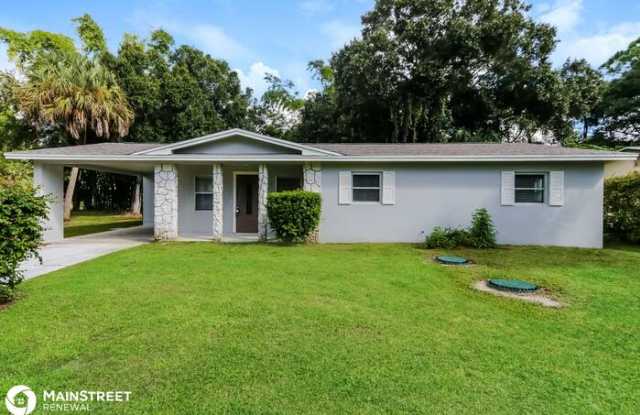 8302 Hibiscus Road Gallery 3