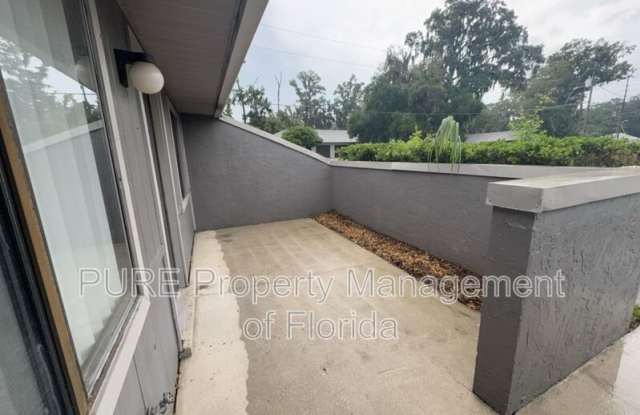 3002 SE 5 Terrace Gallery 2