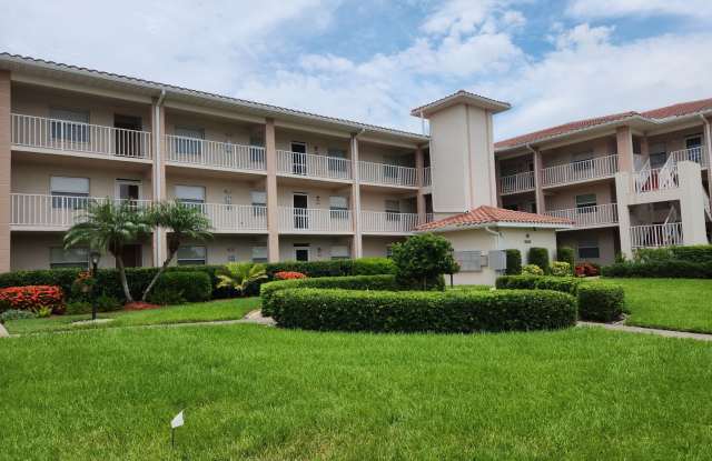 6507 Stone River Rd #205, Bradenton, FL 34203 Gallery 1