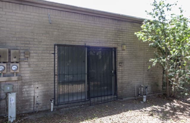 2390 Central Blvd. - J Gallery 3