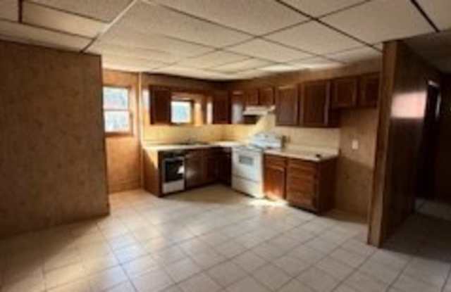 204 West Ridge Street - Bottom photos photos