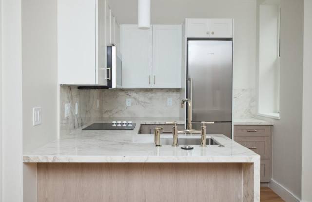 246 Newbury St. photos photos