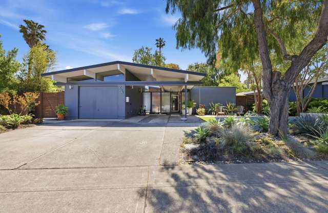 Beautifully Remodeled, Furnished 3 Bed + Office, 2 Bath Home- Available Short Term Only! photos photos