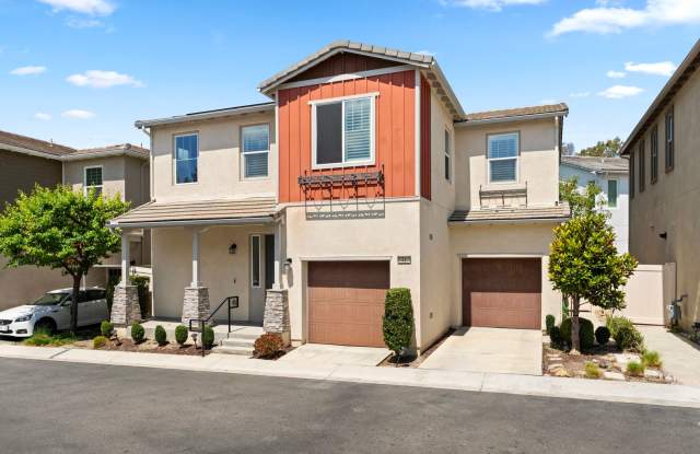 Modern & Spacious 3-Bedroom Home in the Phillips Ranch Community ! Gallery 4