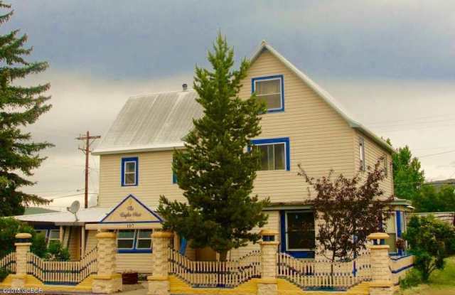 107 Central Avenue - 2 Gallery 4