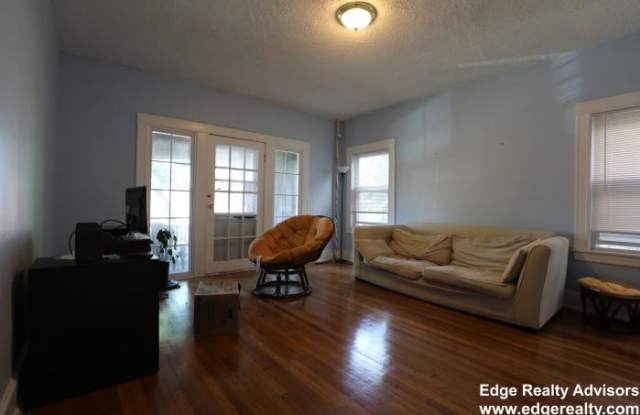 14 Wallingford Rd. Gallery 2