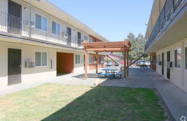 Delta Court Apartments photos photos