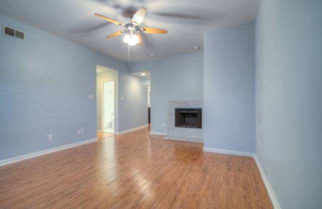 3200 Duval St Apt 105 Gallery 3