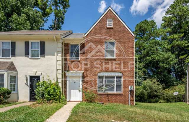 2928 Governors Court - 1 photos photos
