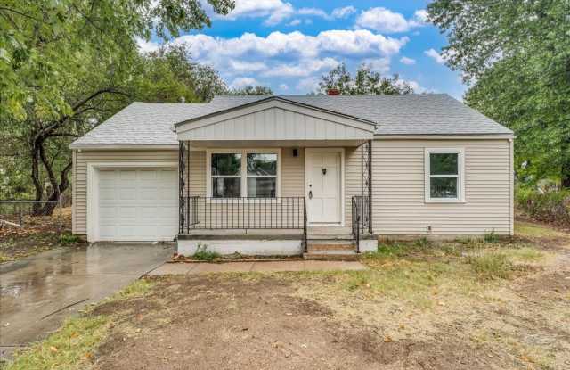 Cozy 2 bedroom 1 bathroom in Southeast Wichita photos photos