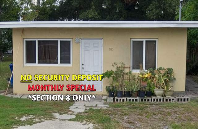 Large 4-1 house with central air and hookups for washer and dryer photos photos