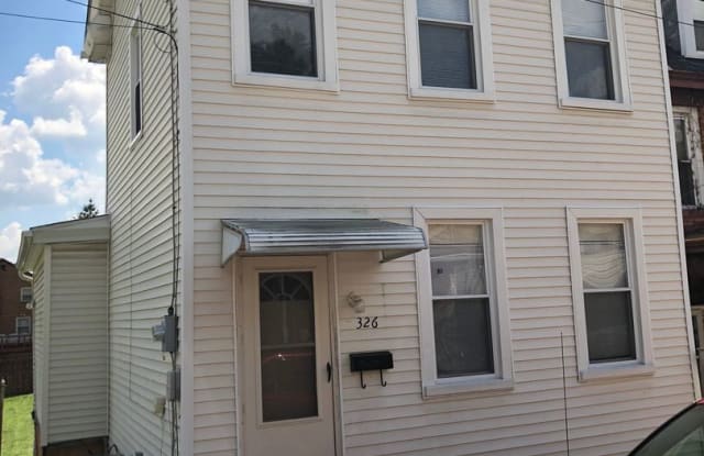 326 Kramer Way - 326 Kramer Way, Pittsburgh, PA 15211